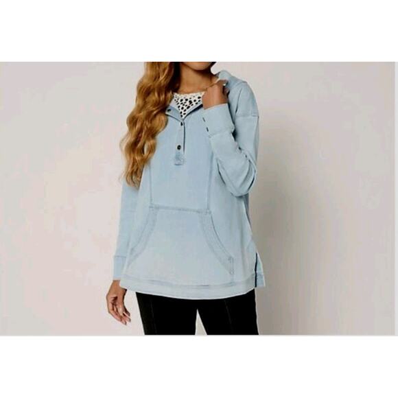 LOGO by Lori Goldstein Tops - LOGO Lori Goldstein Petite 1X Light Wash Hooded Denim Sweatshirt A702747 NWOT